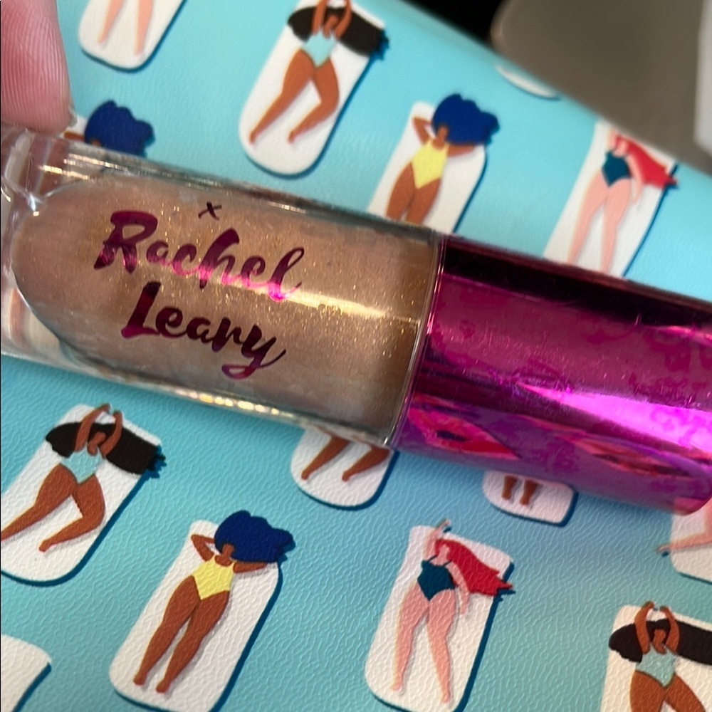 Revolution Rachel Leary Lip Gloss - Pink and Gold
